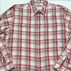 Wrangler Jeans Co. Men's XL Red and White Plaid Western Button-Down Casual Shirt